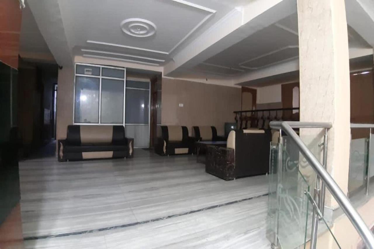 Oyo 81211 Hotel Janta Katra (Jammu and Kashmir) Exteriér fotografie